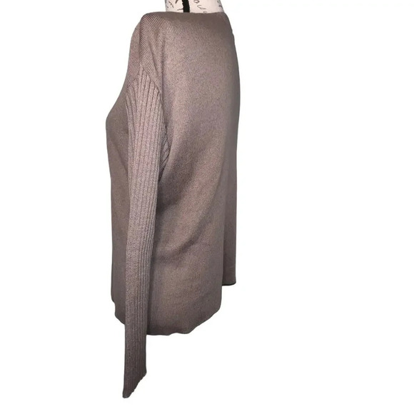 Putorti, made in Canada,contrast textures artist faux wooden buttons sweater - Picture 4 of 8